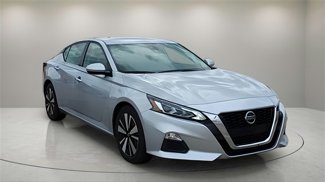 Certified 2022 Nissan Altima 2.5 SV image 1