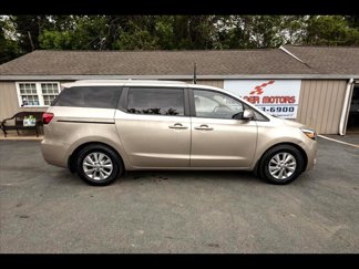 Used 2016 Kia Sedona LX w/ LX Convenience Package image 1