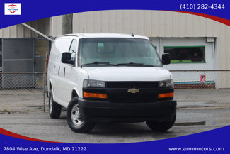 Used 2018 Chevrolet Express 2500 image 1