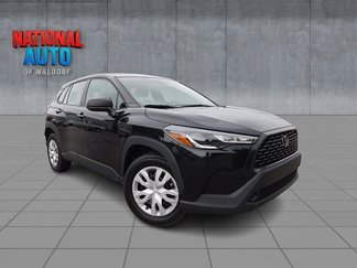 Used 2022 Toyota Corolla Cross L image 1