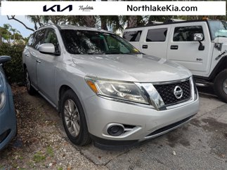 Used 2015 Nissan Pathfinder S video 1