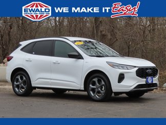 Used 2023 Ford Escape ST-Line image 1