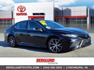 Used 2023 Toyota Camry SE image 1