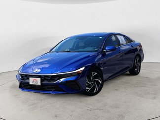Used 2024 Hyundai Elantra SEL w/ Convenience Package image 1
