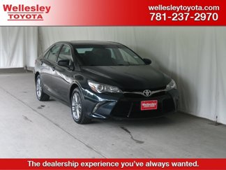 Used 2015 Toyota Camry SE image 1