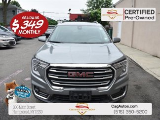Used 2024 GMC Terrain SLT image 1