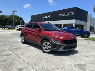 Used 2022 Hyundai Kona SEL image 1
