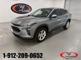 New 2025 Chevrolet Trax LS w/ LS Convenience Package image 1