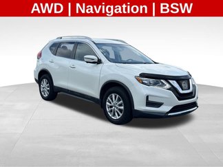 Used 2017 Nissan Rogue SV image 1