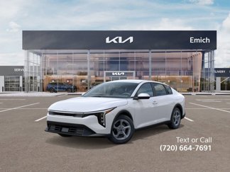 New 2025 Kia K4 LXS image 1