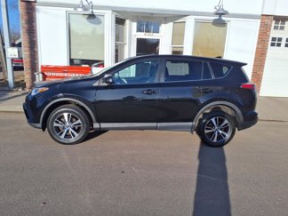 Used 2018 Toyota RAV4 XLE image 1