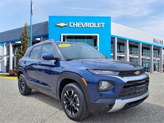 Certified 2022 Chevrolet TrailBlazer LT w/ Driver Confidence Package image 1