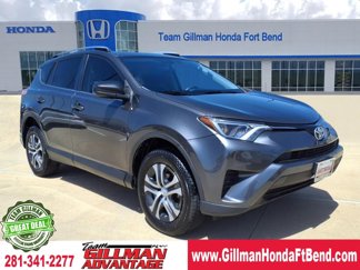 Used 2016 Toyota RAV4 LE image 1