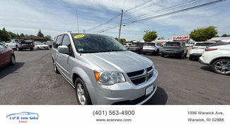 Used 2012 Dodge Grand Caravan SXT image 1