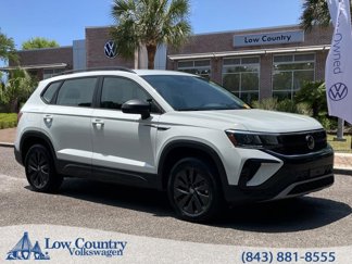 Used 2024 Volkswagen Taos S image 1