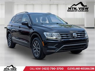 Used 2020 Volkswagen Tiguan SE w/ Panoramic Sunroof Package image 1