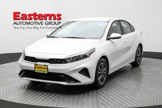 Used 2022 Kia Forte LXS image 1