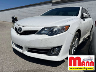 Used 2014 Toyota Camry SE image 1