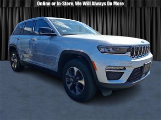 Used 2023 Jeep Grand Cherokee 4WD 4xe image 1