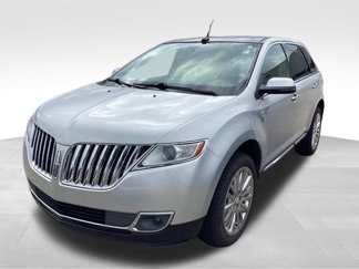 Used 2015 Lincoln MKX FWD w/ Equipment Group 102A image 1