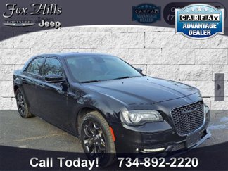 Used 2022 Chrysler 300 Touring image 1