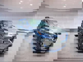 Used 2023 Nissan Rogue S image 1