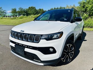 Used 2023 Jeep Compass Limited image 1