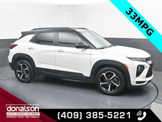 Used 2022 Chevrolet TrailBlazer RS w/ Sun and Liftgate Package image 1