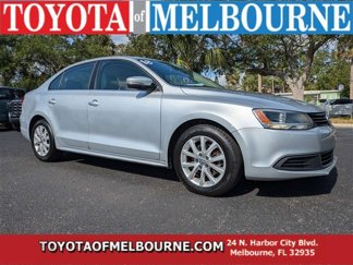 Used 2013 Volkswagen Jetta SE image 1