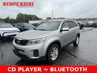Used 2015 Kia Sorento LX image 1