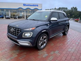 Used 2021 Hyundai Venue video 1
