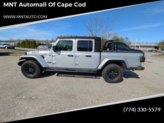 Used 2024 Jeep Gladiator Sport image 1
