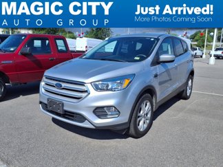 Used 2019 Ford Escape SE image 1