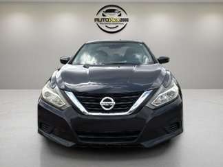Used 2016 Nissan Altima 2.5 S image 1