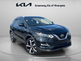 Used 2020 Nissan Rogue Sport SL image 1