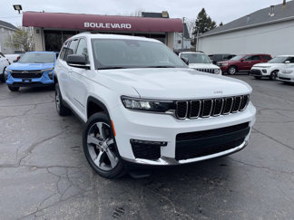 Used 2023 Jeep Grand Cherokee L Limited w/ Luxury Tech Group II image 1