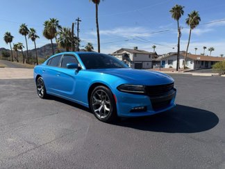 Used 2015 Dodge Charger SXT image 1