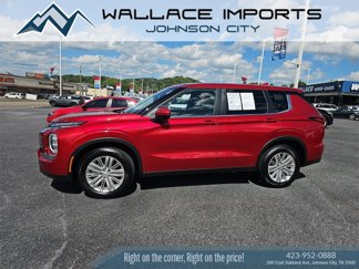 Used 2023 Mitsubishi Outlander ES image 1