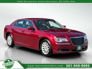 Used 2013 Chrysler 300 w/ Driver Convenience Group image 1