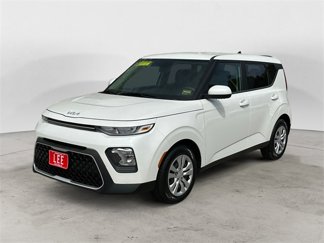 Used 2022 Kia Soul LX image 1