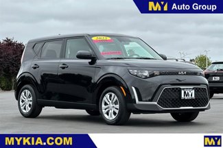 New 2025 Kia Soul LX image 1