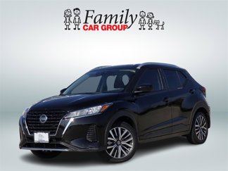Used 2021 Nissan Kicks SV image 1