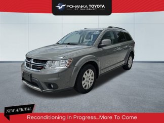 Used 2019 Dodge Journey SE image 1
