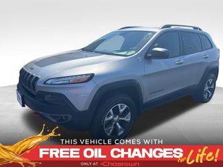 Used 2016 Jeep Cherokee Trailhawk image 1