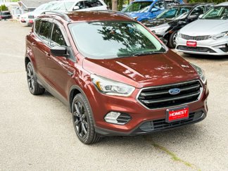 Used 2018 Ford Escape SE w/ SE Sport Appearance Package image 1