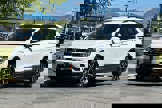 Used 2021 Volkswagen Tiguan SE image 1