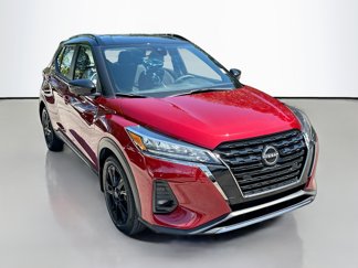 Used 2022 Nissan Kicks SR image 1