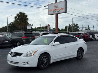 Used 2010 Nissan Altima 2.5 S image 1