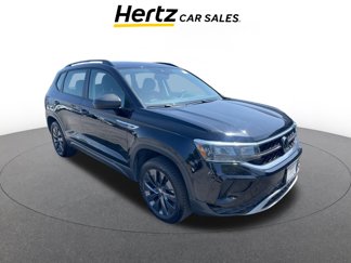 Used 2024 Volkswagen Taos S image 1