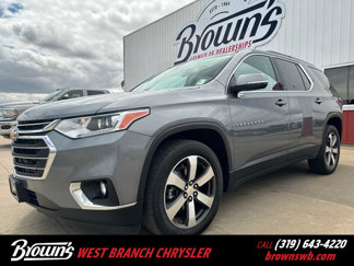 Used 2021 Chevrolet Traverse LT w/ LT Premium Package image 1